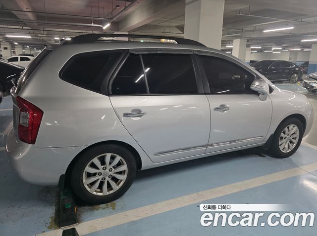 Kia Carens 2010