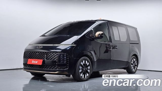 Hyundai Staria 2025