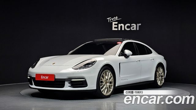 Porsche Panamera 2020