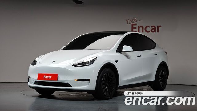 Tesla Model Y 2022
