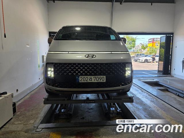 Hyundai Staria 2022