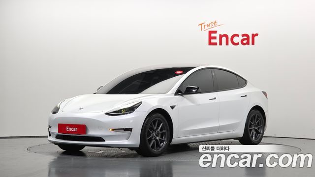 Tesla Model 3 2021