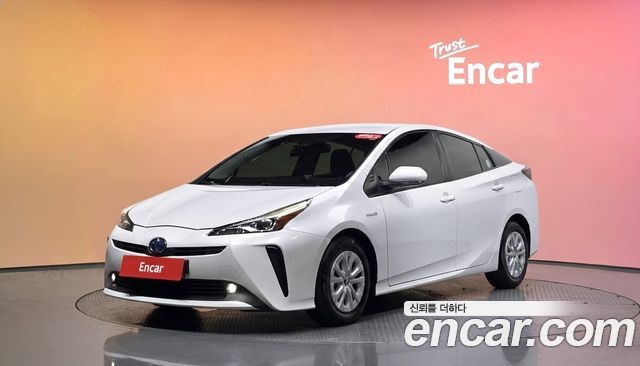 Toyota Prius 2021