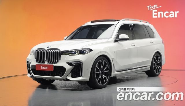 BMW X7 2021
