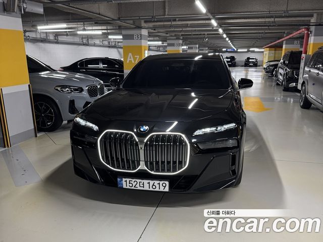 BMW 7-Series 2024