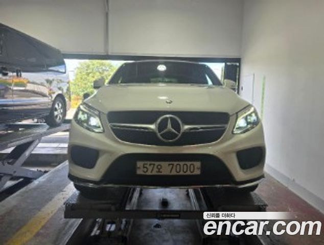 Mercedes-Benz GLE-Class 2017