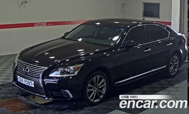 Lexus LS 2013
