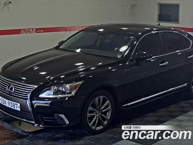 Lexus LS 2013