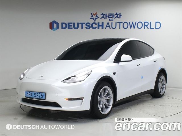 Tesla Model Y 2022
