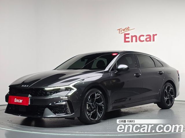 Kia K5 2025