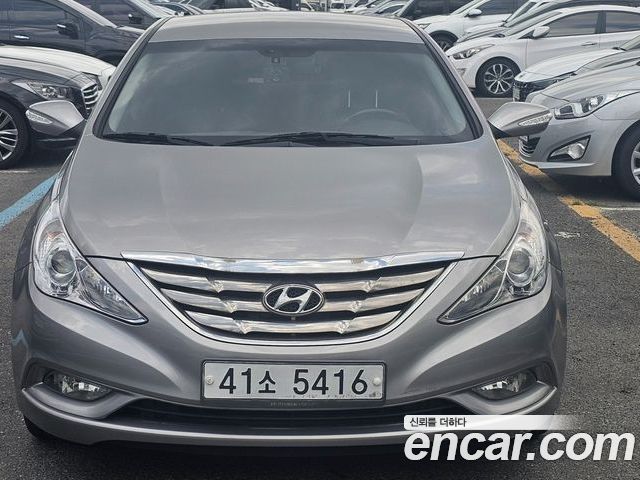 Hyundai Sonata 2011