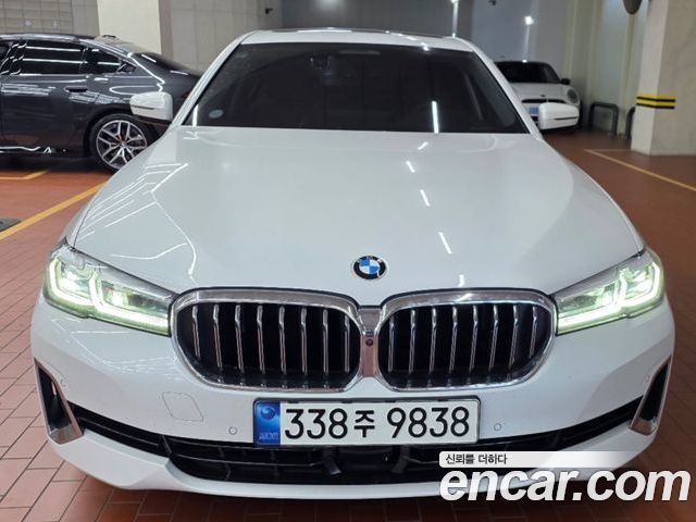 BMW 5-Series 2021