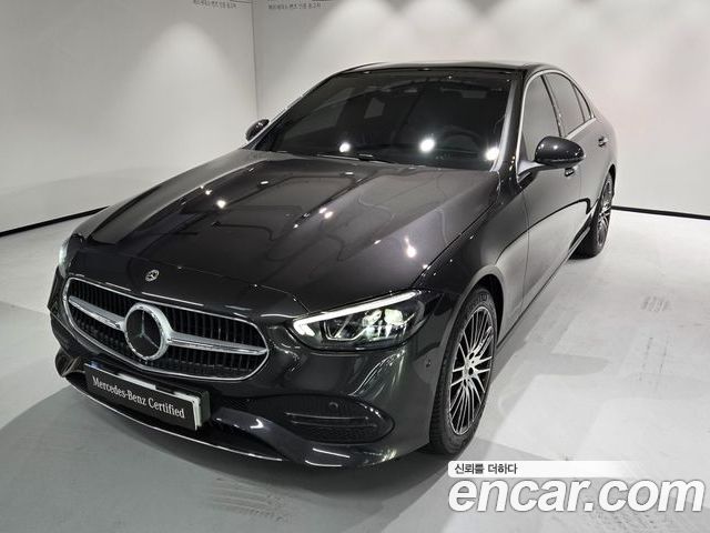 Mercedes-Benz C-Class 2025