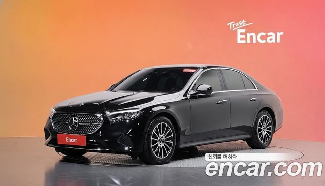 Mercedes-Benz E-Class 2024