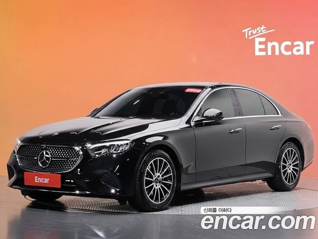 Mercedes-Benz E-Class 2024