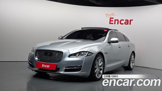 Jaguar XJ 2016