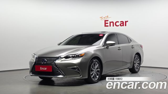 Lexus ES 2017