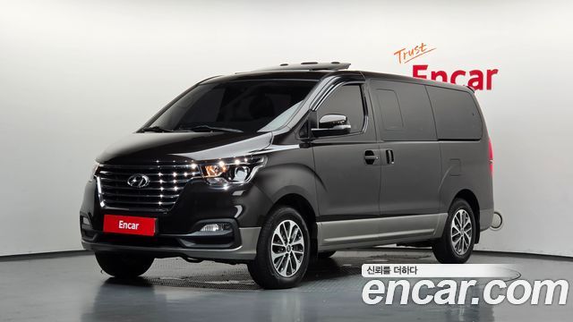 Hyundai Starex 2018