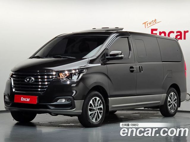 Hyundai Starex 2018