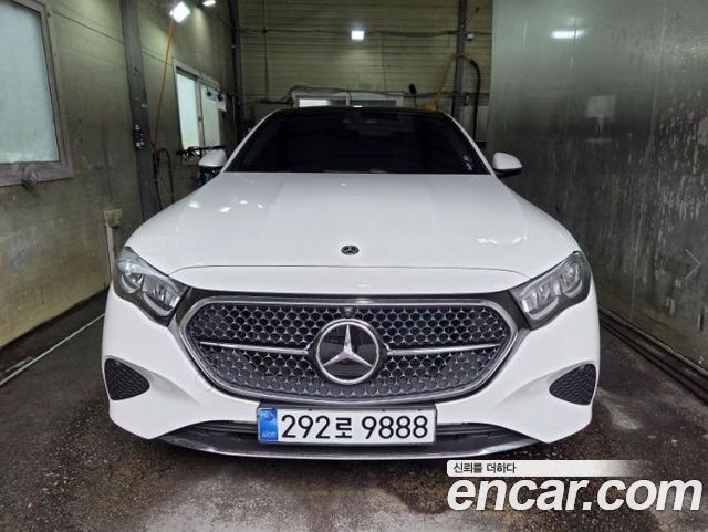 Mercedes-Benz E-Class 2025