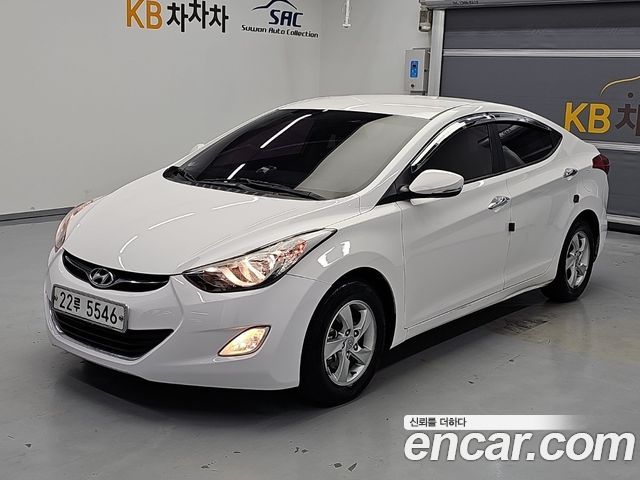 Hyundai AVANTE 2012