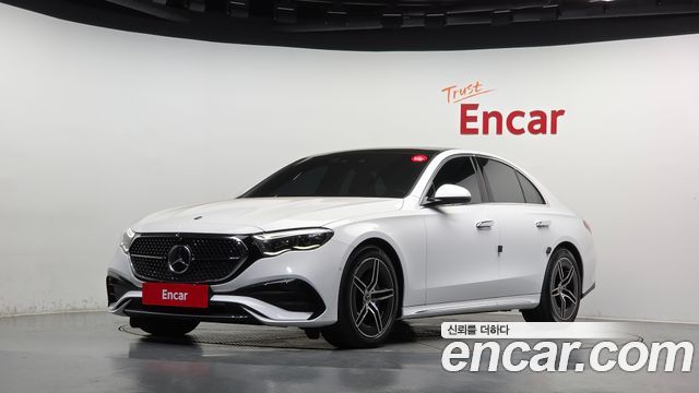 Mercedes-Benz E-Class 2024