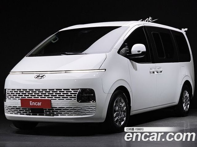 Hyundai Staria 2021