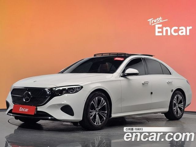 Mercedes-Benz E-Class 2024