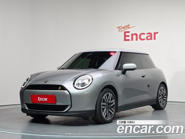 Mini Cooper 2024