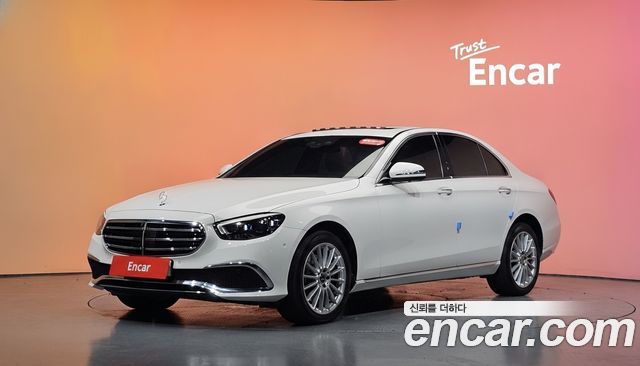 Mercedes-Benz E-Class 2023