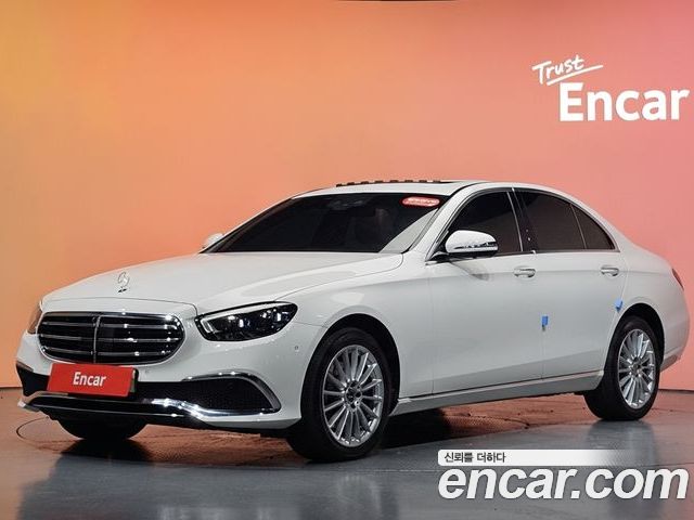 Mercedes-Benz E-Class 2023