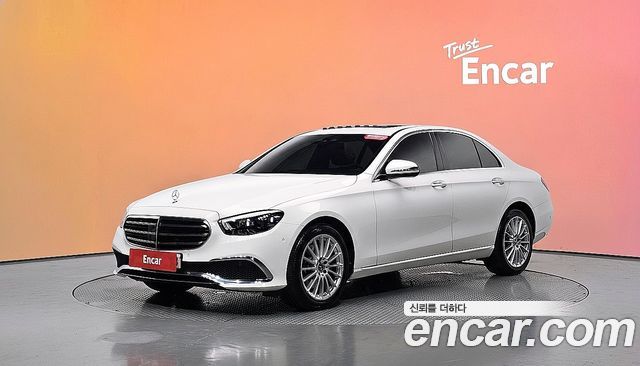 Mercedes-Benz E-Class 2021