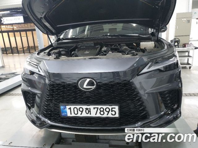 Lexus RX 2024