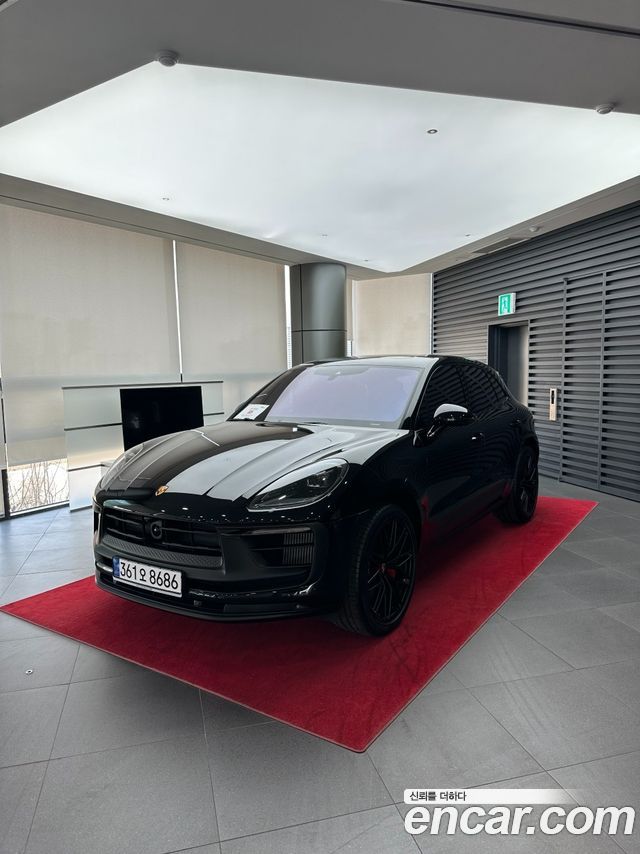 Porsche Macan 2023