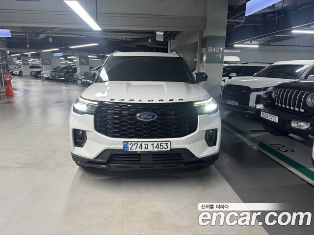 Ford Explorer 2025