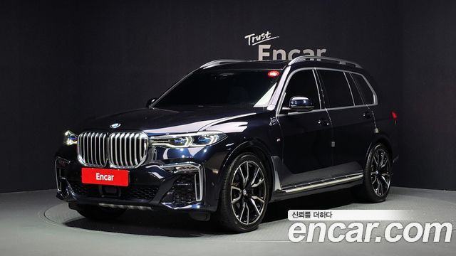 BMW X7 2021