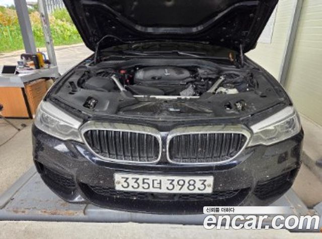 BMW 5-Series 2019
