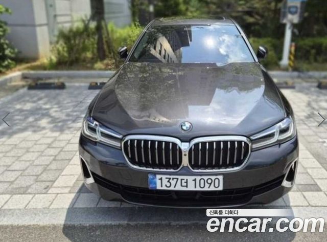 BMW 5-Series 2021