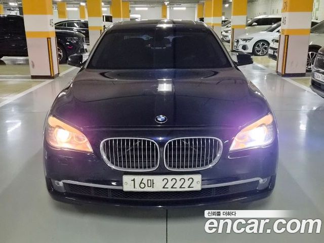 BMW 7-Series 2010