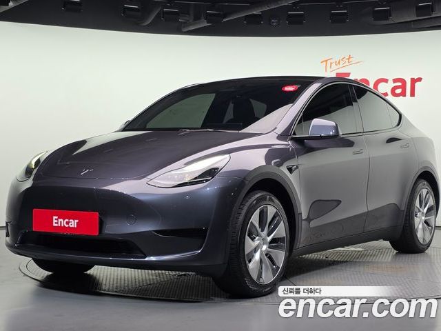 Tesla Model Y 2023