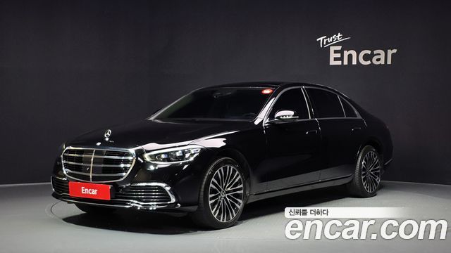 Mercedes-Benz S-Class 2021