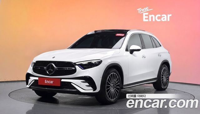 Mercedes-Benz GLC-Class 2025