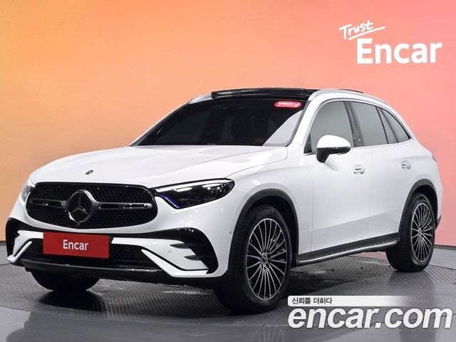 Mercedes-Benz GLC-Class 2025
