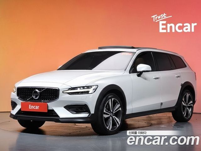 Volvo V60 2021