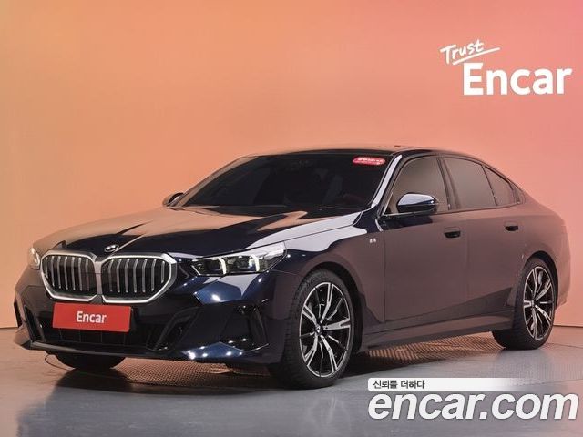 BMW 5-Series 2024
