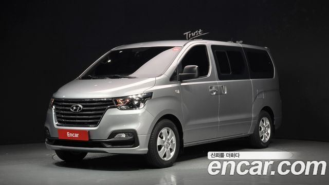 Hyundai Starex 2019