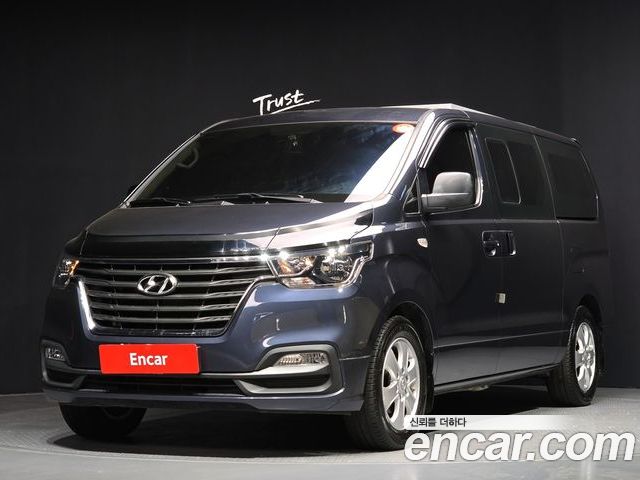 Hyundai Starex 2018