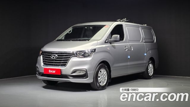 Hyundai Starex 2018