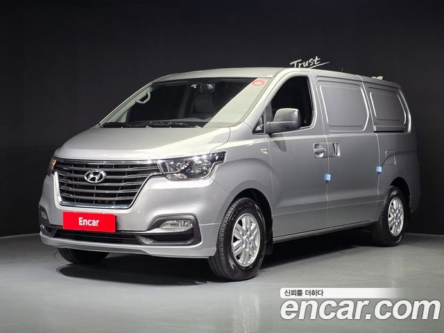 Hyundai Starex 2018