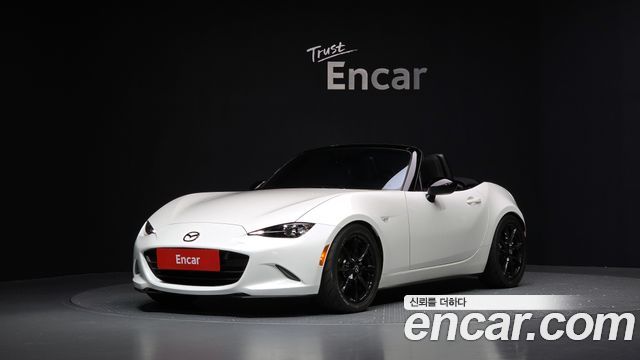 Mazda MX-5 Miata 2021
